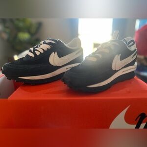 Nike Sacai Navy and White Athletic Shoes